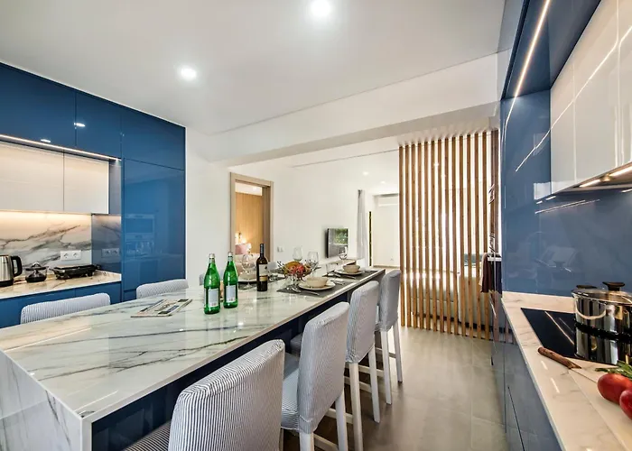 公寓 Oura Sunset *