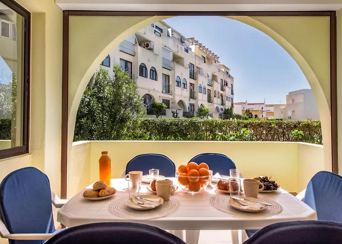 公寓 Oura Sunset *